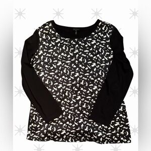 Escada Ladies Black and White Long Sleeve Top, size L, Like New